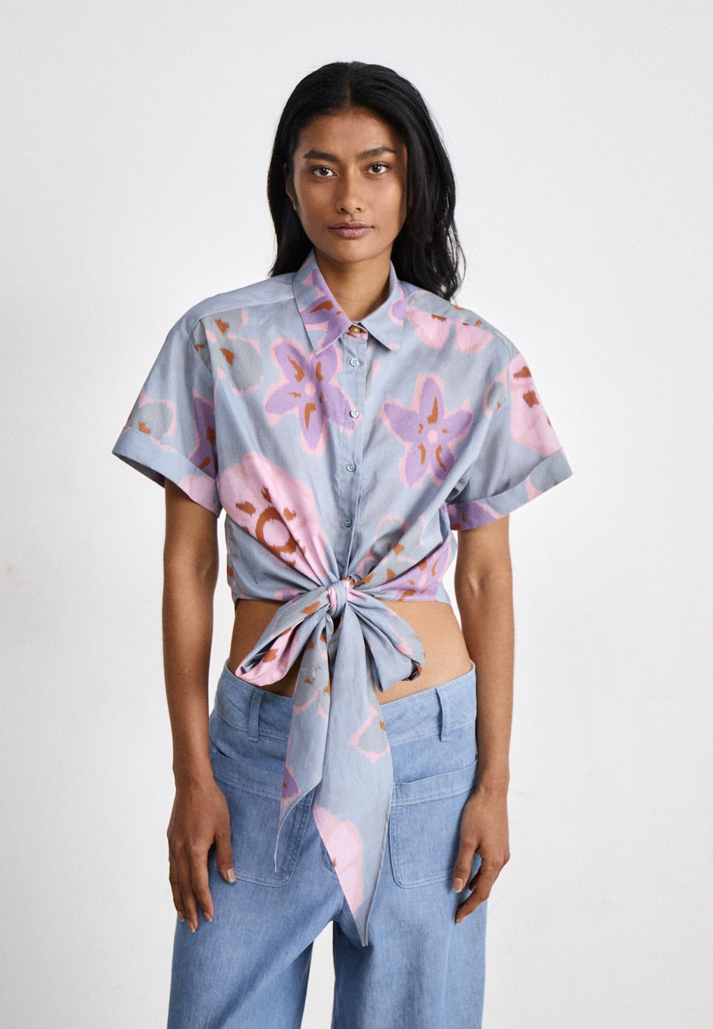 Блузка на пуговицах PROCIDA sessùn, светло-голубой
Блузка на пуговицах PROCIDA sessùn, светло-голубой