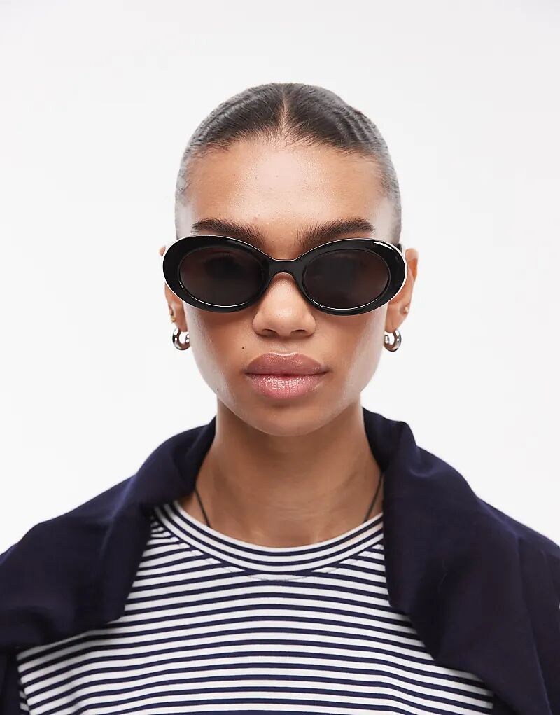 & Other Stories Овальные солнцезащитные очки «кошачий глаз» черного цвета
& Other Stories Овальные солнцезащитные очки «кошачий глаз» черного цвета