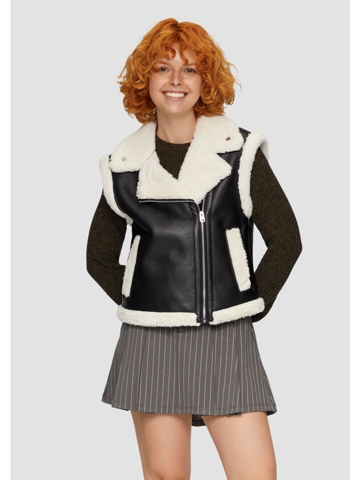 Жилет QS Outdoor-Weste ärmellos, черный
Жилет QS Outdoor-Weste ärmellos, черный