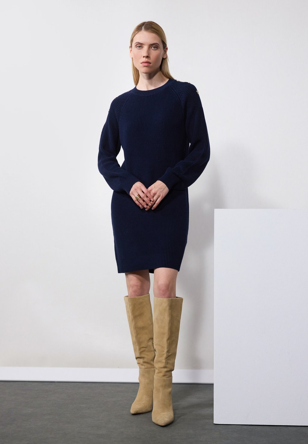 Платье-джемпер Anna Field, темно-синий
Платье-джемпер Anna Field, темно-синий