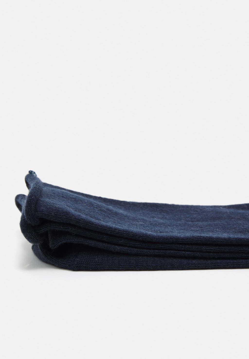 Носки ACTIVE BREEZE FALKE, темно-синий
Носки ACTIVE BREEZE FALKE, темно-синий