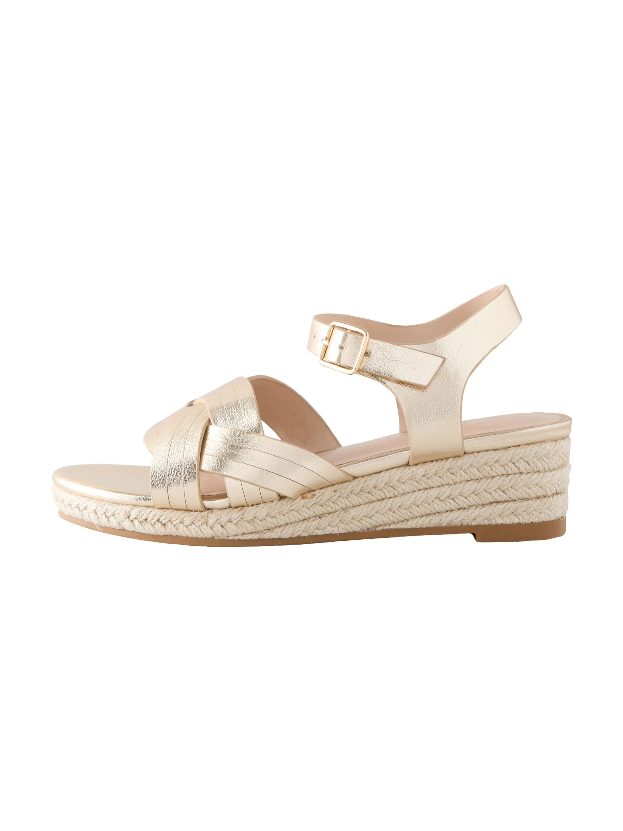 Next Сандалии Gold
Next Сандалии Gold