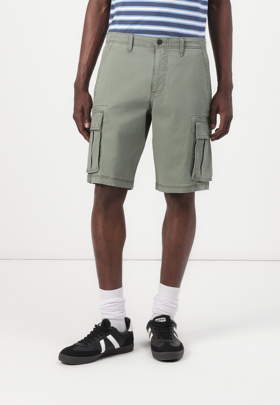 Шорты GAP Shorts, Mesculen Green/Green
Шорты GAP Shorts, Mesculen Green/Green