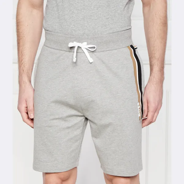 Настоящие шорты стандартного кроя. Boss, серый
Настоящие шорты стандартного кроя. Boss, серый