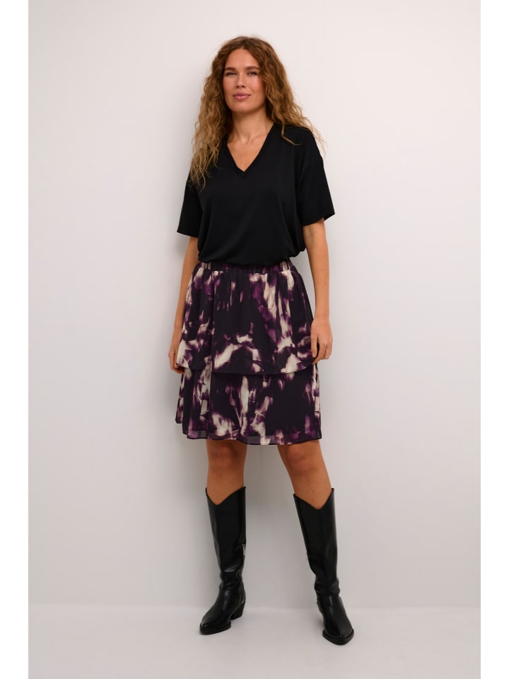 Юбка длиной до колена Kaffe, цвет purple blurry graphics
Юбка длиной до колена Kaffe, цвет purple blurry graphics
