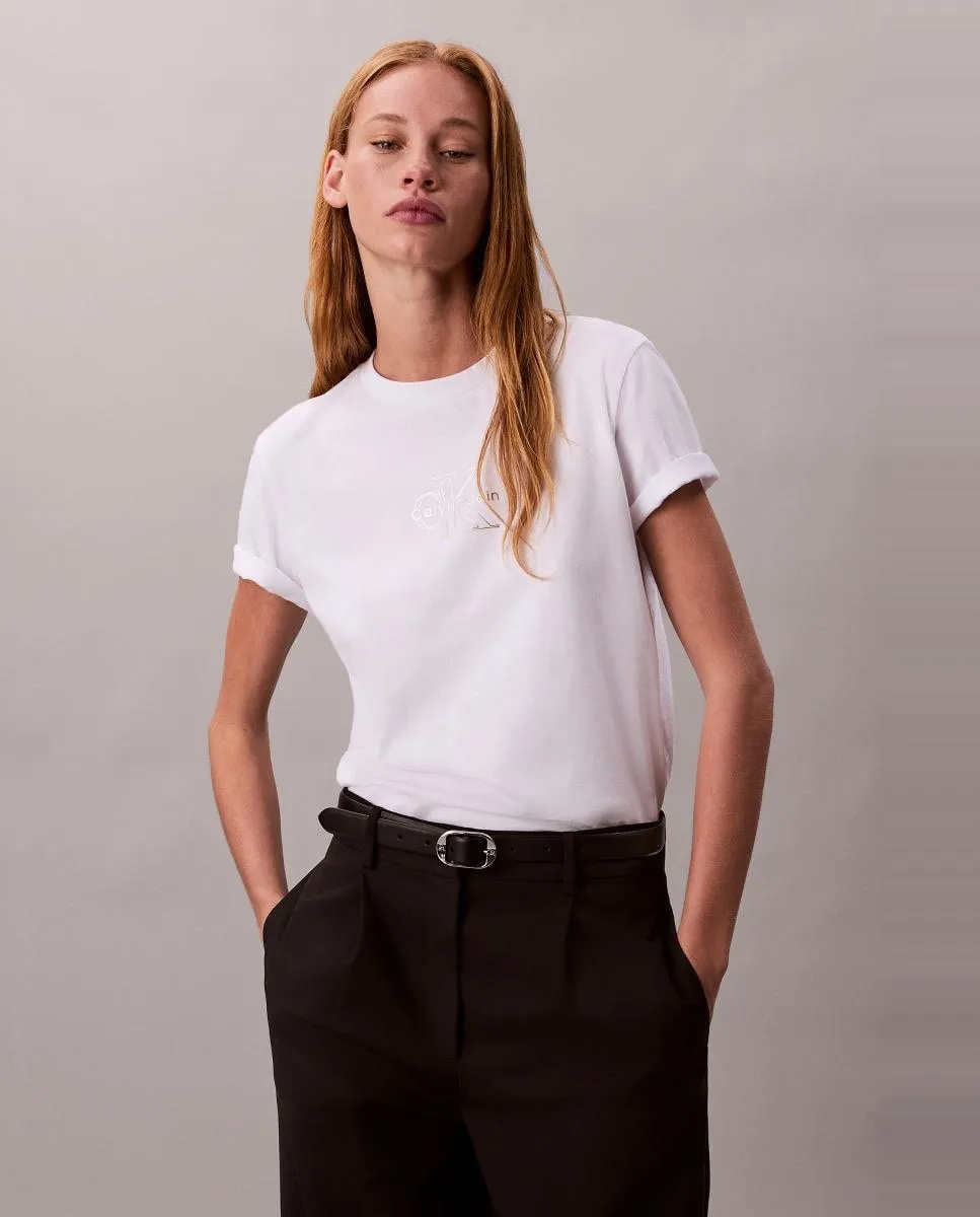 Женская футболка с металлизированным логотипом Calvin Klein Jeans, белый
Женская футболка с металлизированным логотипом Calvin Klein Jeans, белый