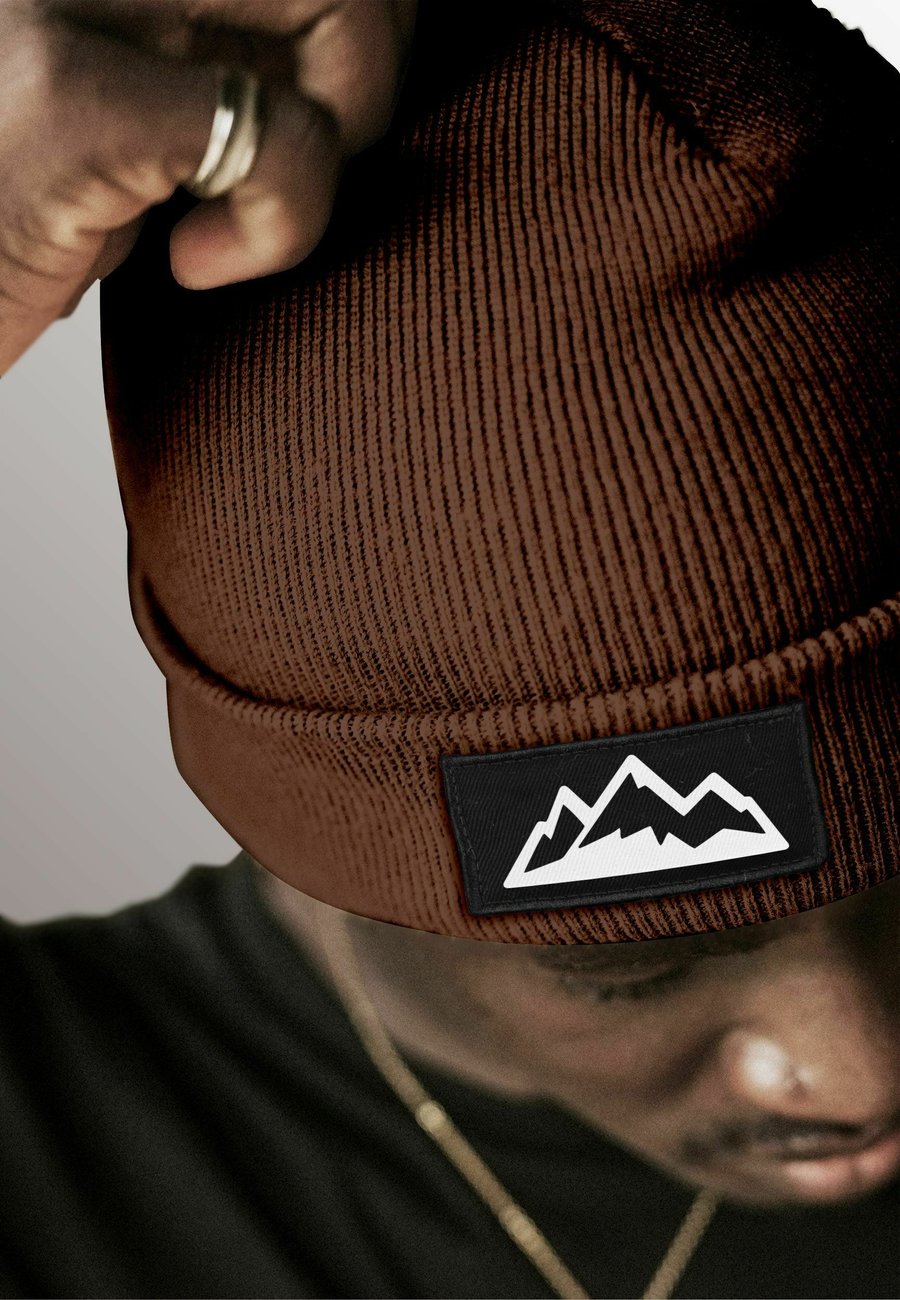 Шапка Neverless Beanie, Braun/Brown
Шапка Neverless Beanie, Braun/Brown