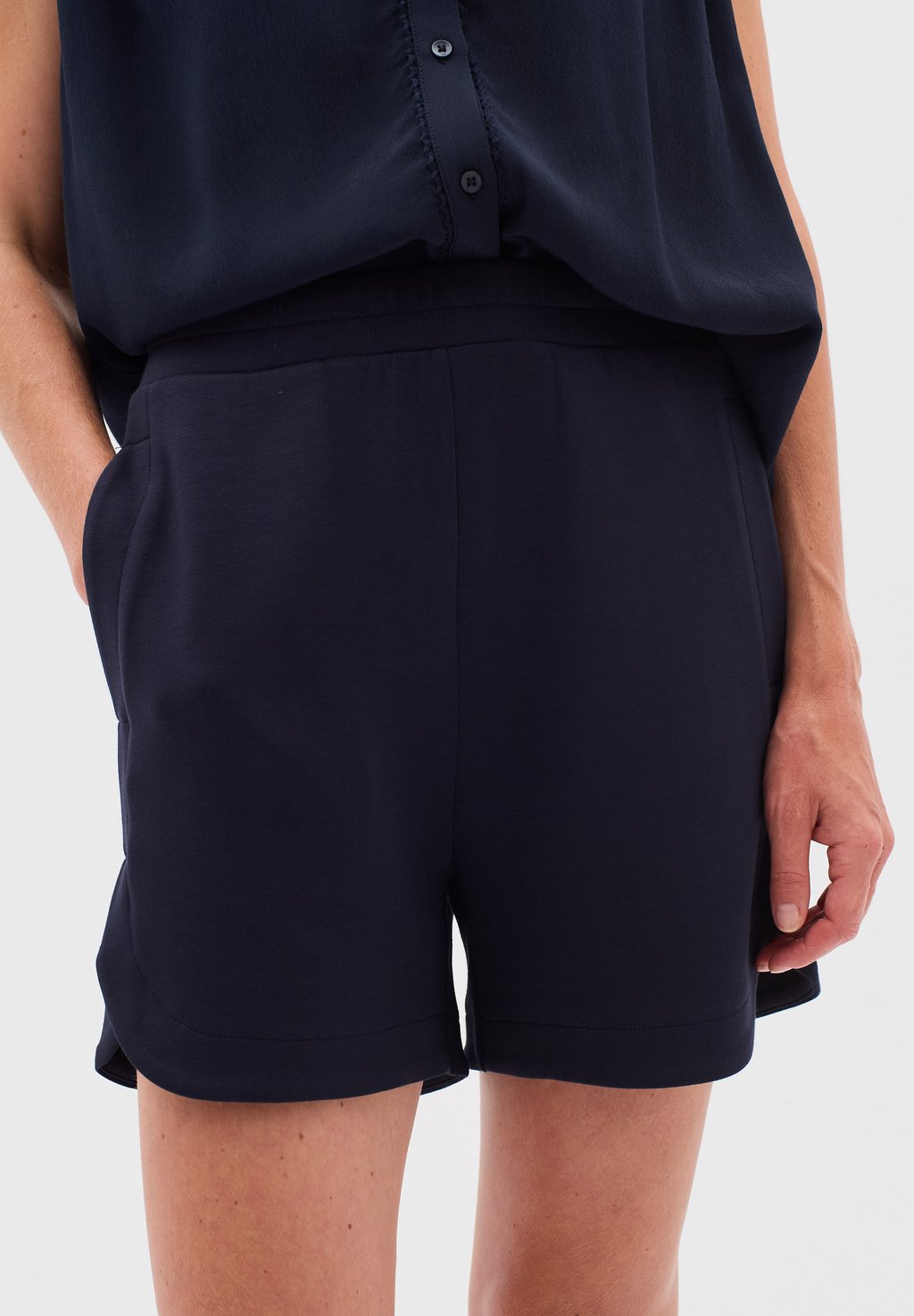 Шорты Pantaloni sportivi InWear, цвет Marine Blue
Шорты Pantaloni sportivi InWear, цвет Marine Blue