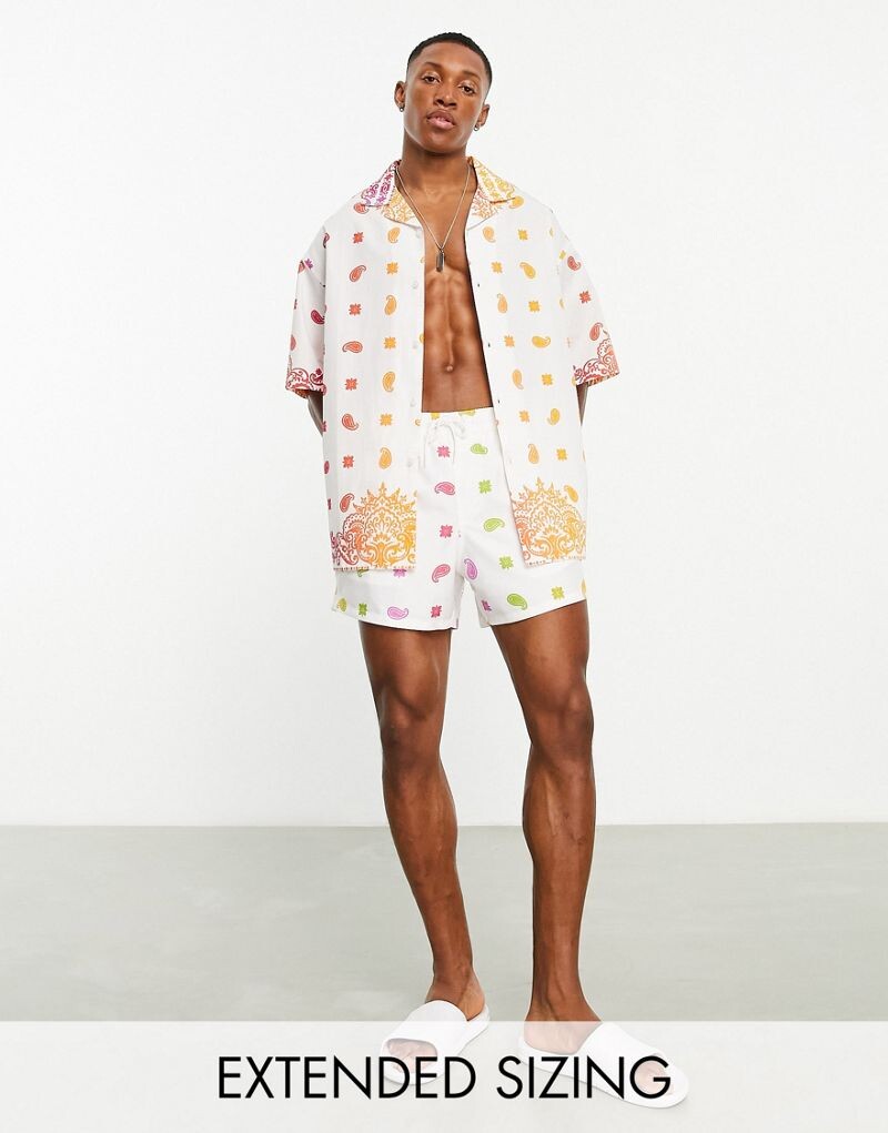 ASOS DESIGN — объемная рубашка свободного кроя с кубинским воротником и банданой с принтом радужных цветов — часть набора
ASOS DESIGN — объемная рубашка свободного кроя с кубинским воротником и банданой с принтом радужных цветов — часть набора