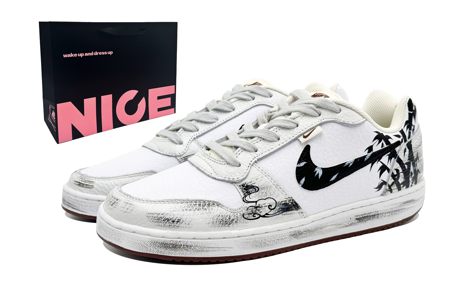 Nike Эбернон черные белые мужские скейтерские кеды low top с принтом "бамбуковая тушь", устойчивые к истиранию
Nike Эбернон черные белые мужские скейтерские кеды low top с принтом "бамбуковая тушь", устойчивые к истиранию