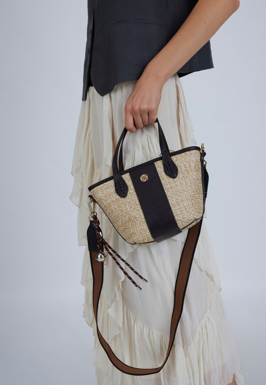 Сумка Lonbali TULUM TINY, Beige
Сумка Lonbali TULUM TINY, Beige