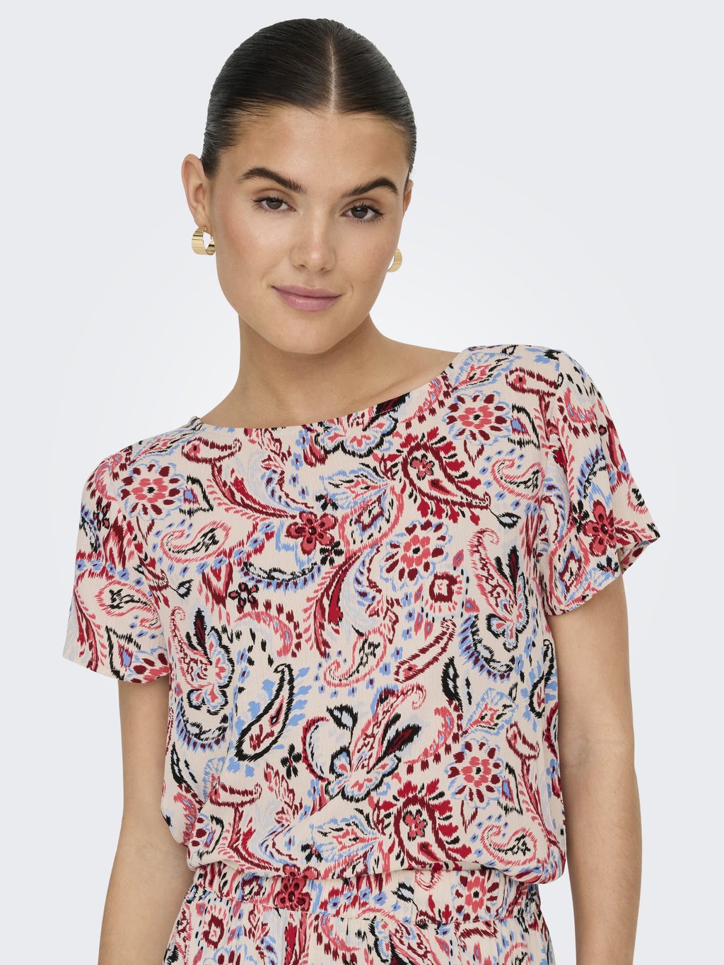 Футболка с принтом BREEZE JDY, кремовый, Бежевый, Футболка с принтом BREEZE JDY, кремовый
Футболка с принтом BREEZE JDY, кремовый, Бежевый, Футболка с принтом BREEZE JDY, кремовый