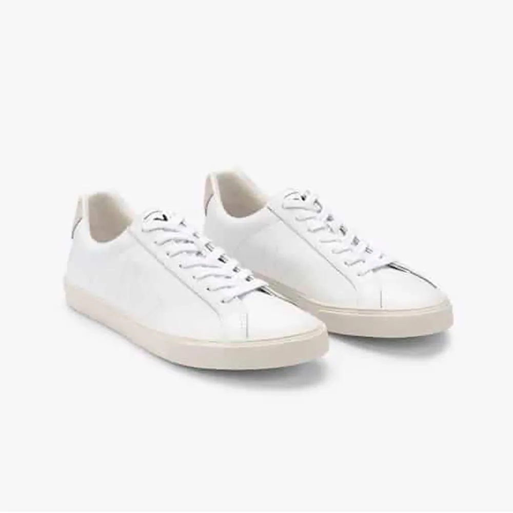 Кроссовки Veja Esplar EA0200001 trainers, белый
Кроссовки Veja Esplar EA0200001 trainers, белый