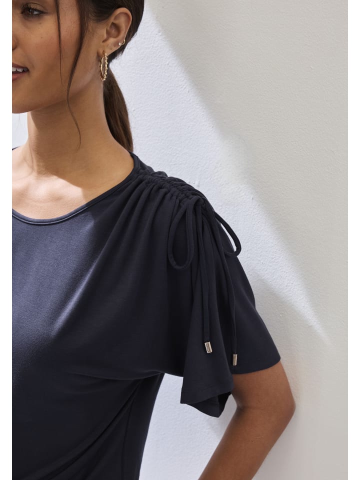 Рубашка с круглым вырезом темно-синего цвета LASCANA
Рубашка с круглым вырезом темно-синего цвета LASCANA