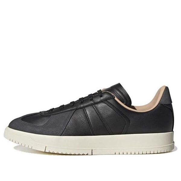 Кроссовки оригиналы bw army Adidas, черный
Кроссовки оригиналы bw army Adidas, черный