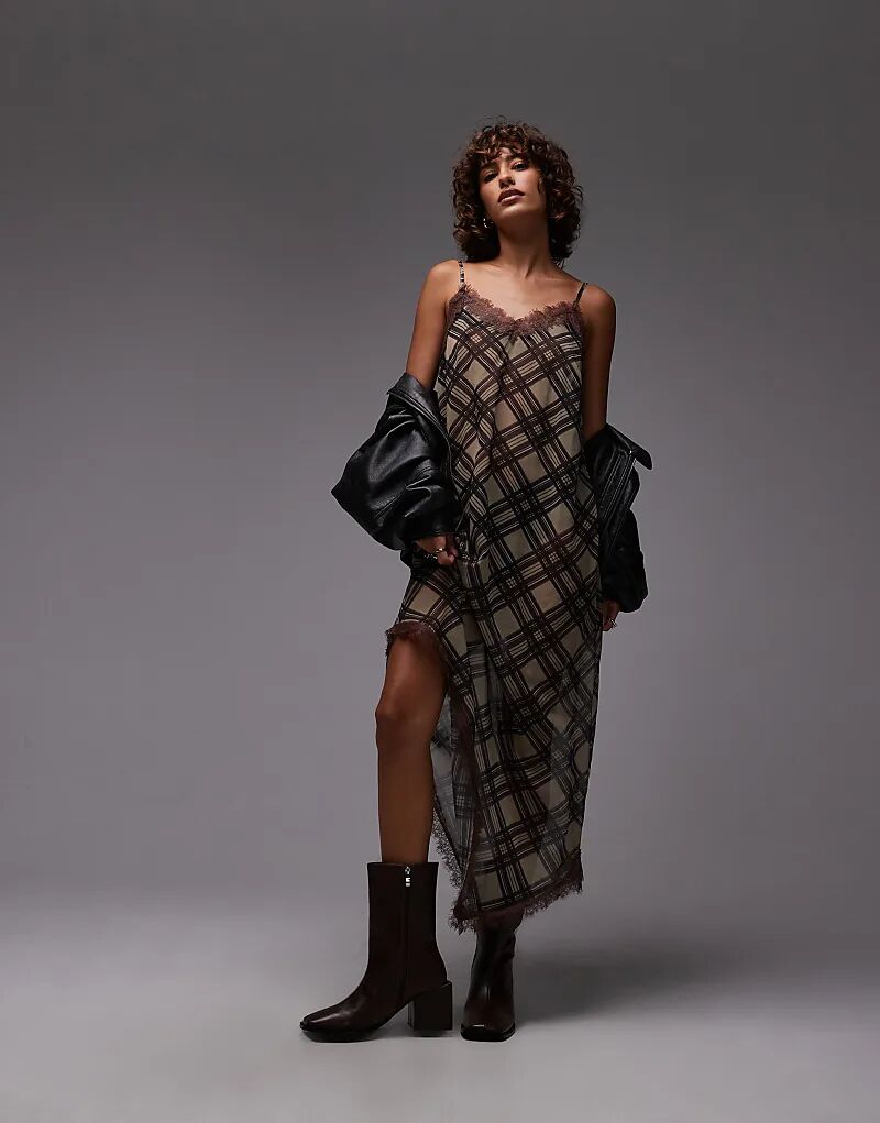 Прозрачное многослойное платье миди Reclaimed Vintage с асимметричным подолом в шоколадно-коричневую клетку
Прозрачное многослойное платье миди Reclaimed Vintage с асимметричным подолом в шоколадно-коричневую клетку