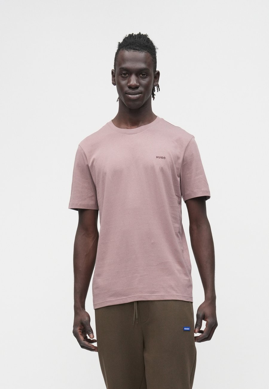 Футболка HUGO DERO, Light/Pastel Brown/Light Brown, Коричневый, Футболка HUGO DERO, Light/Pastel Brown/Light Brown
Футболка HUGO DERO, Light/Pastel Brown/Light Brown, Коричневый, Футболка HUGO DERO, Light/Pastel Brown/Light Brown