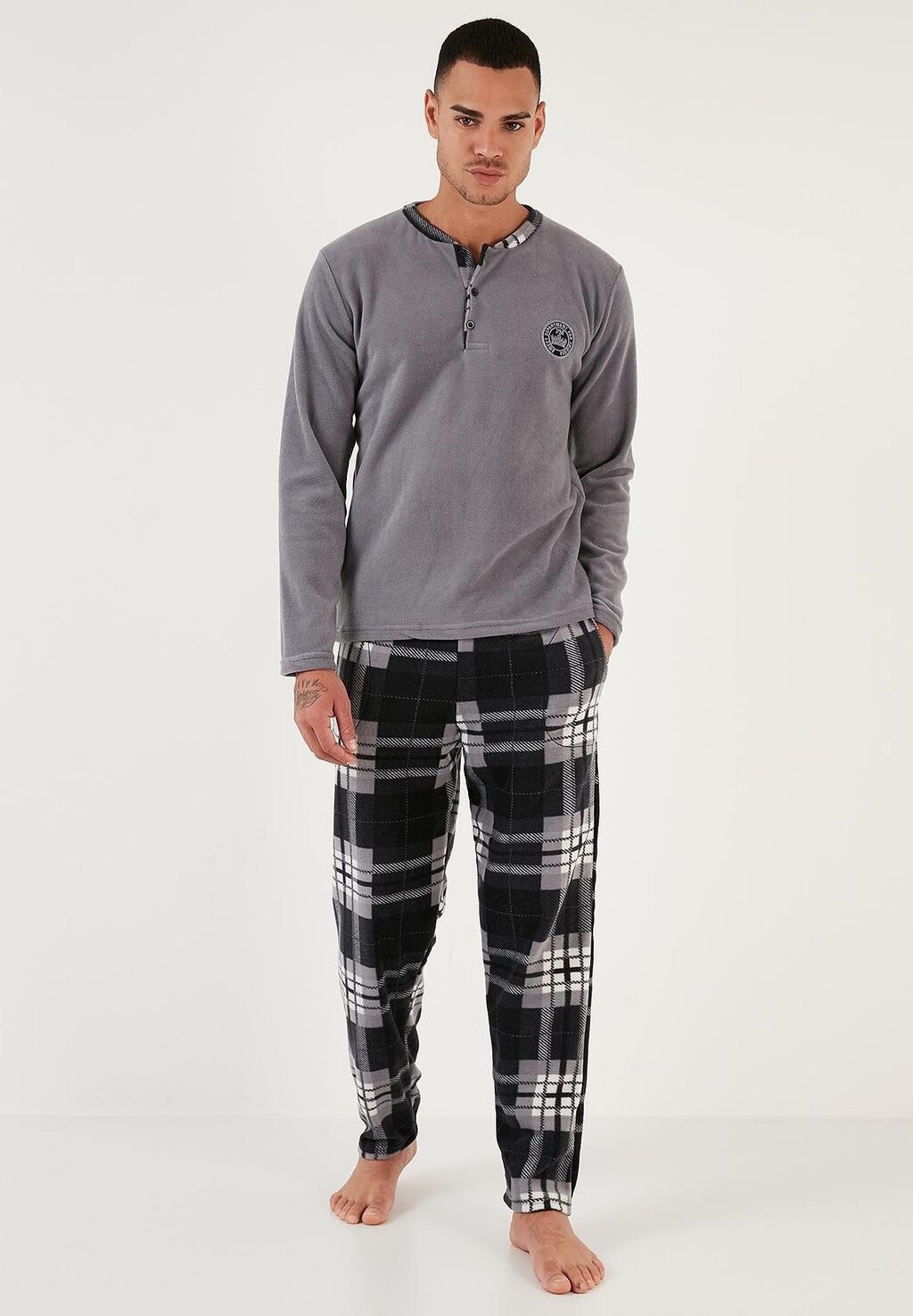 Пижама SET REGULAR FIT Buratti, серый
Пижама SET REGULAR FIT Buratti, серый