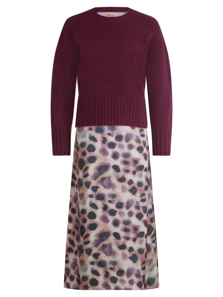 Длинное платье CARTOON
Длинное платье CARTOON