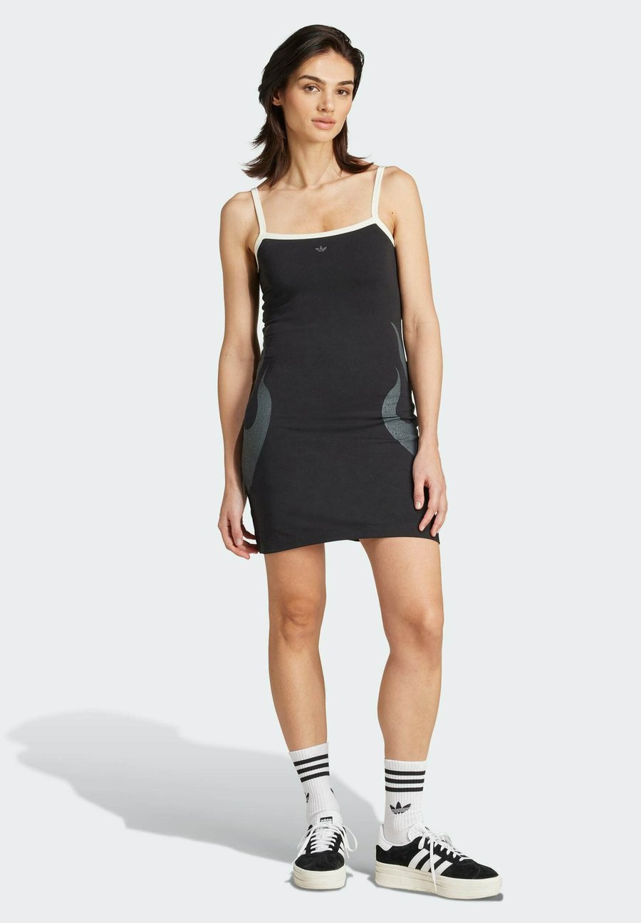 Платье Adidas Originals FLAMES, Black
Платье Adidas Originals FLAMES, Black