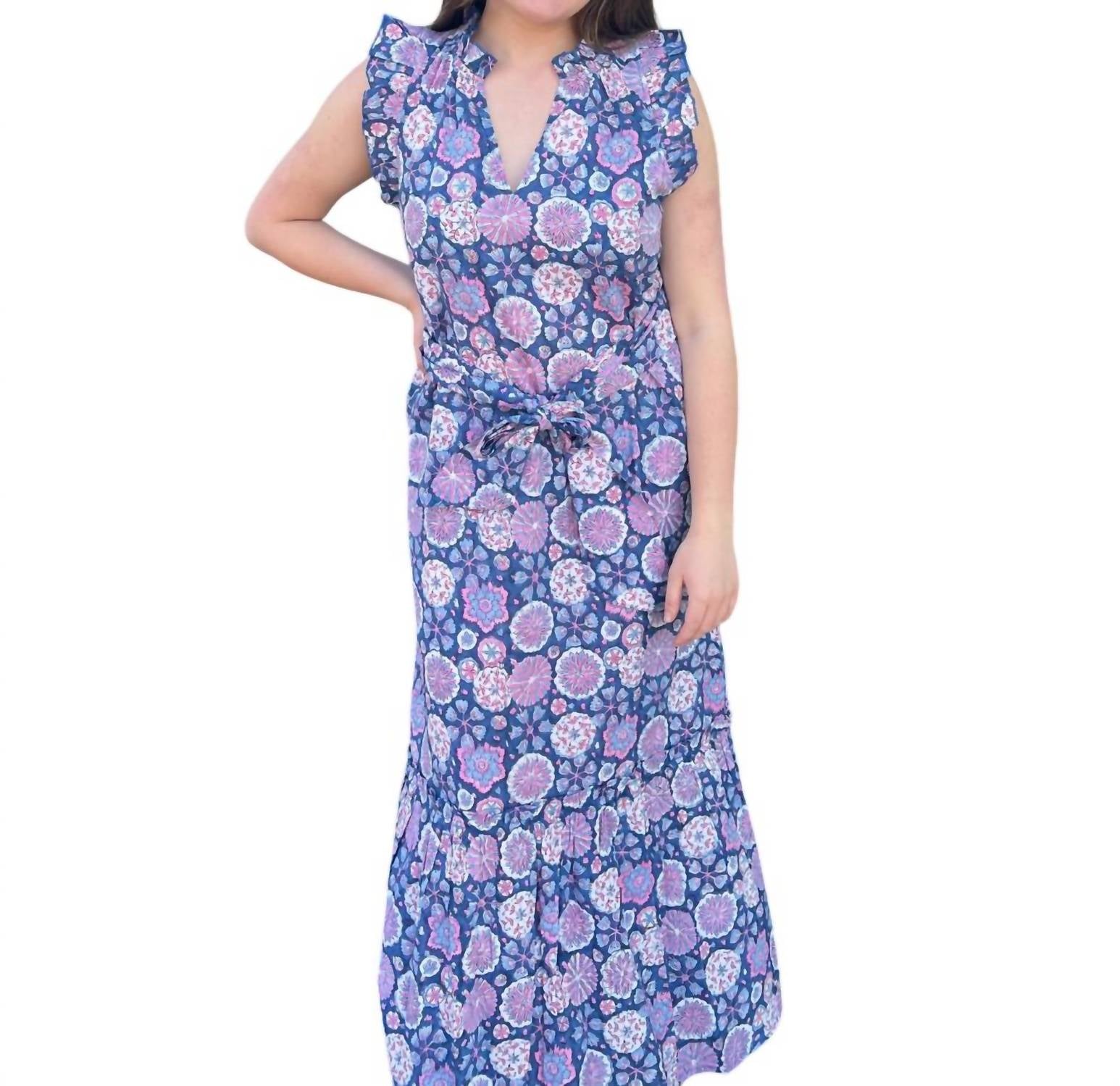 Платье Christina с оборками в сине-фиолетовой гамме Fitzroy & Willa
Платье Christina с оборками в сине-фиолетовой гамме Fitzroy & Willa