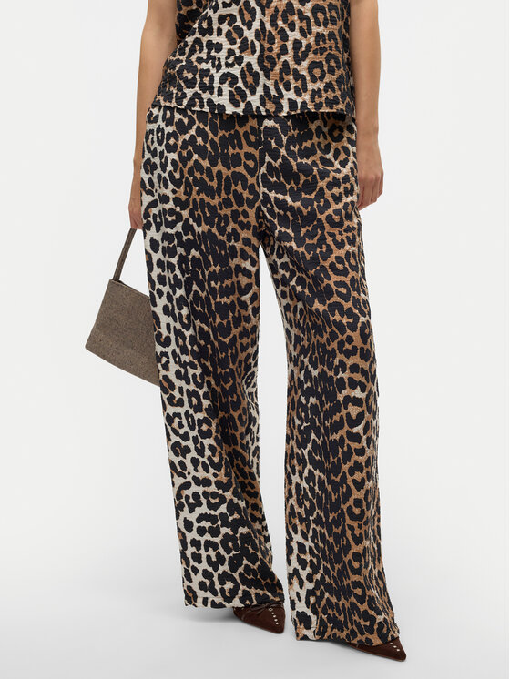 Широкие брюки Josie 10303759 Vero Moda, коричневый
Широкие брюки Josie 10303759 Vero Moda, коричневый