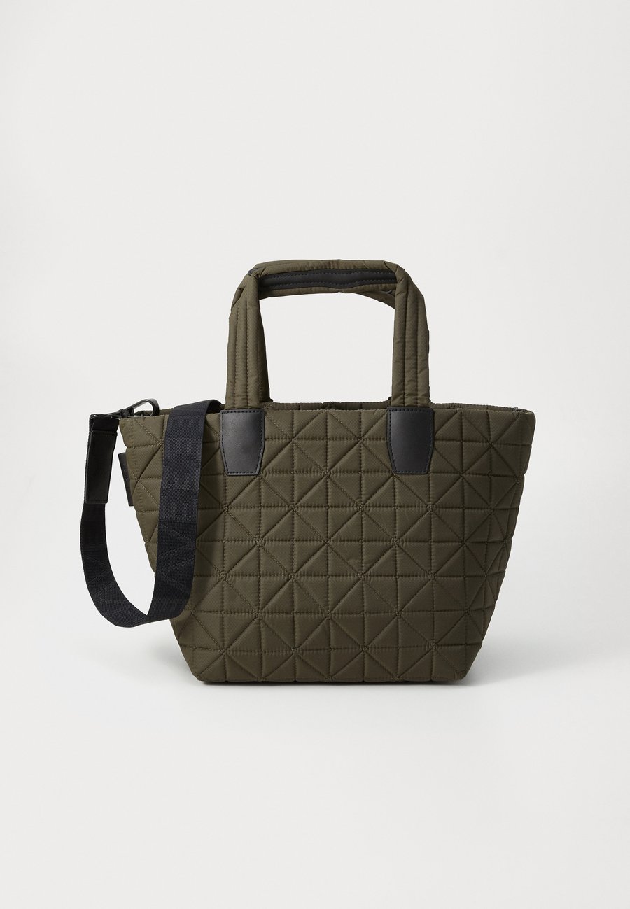 Сумка Vee Collective VEE TOTE SMALL, Olive/Dark Green
Сумка Vee Collective VEE TOTE SMALL, Olive/Dark Green