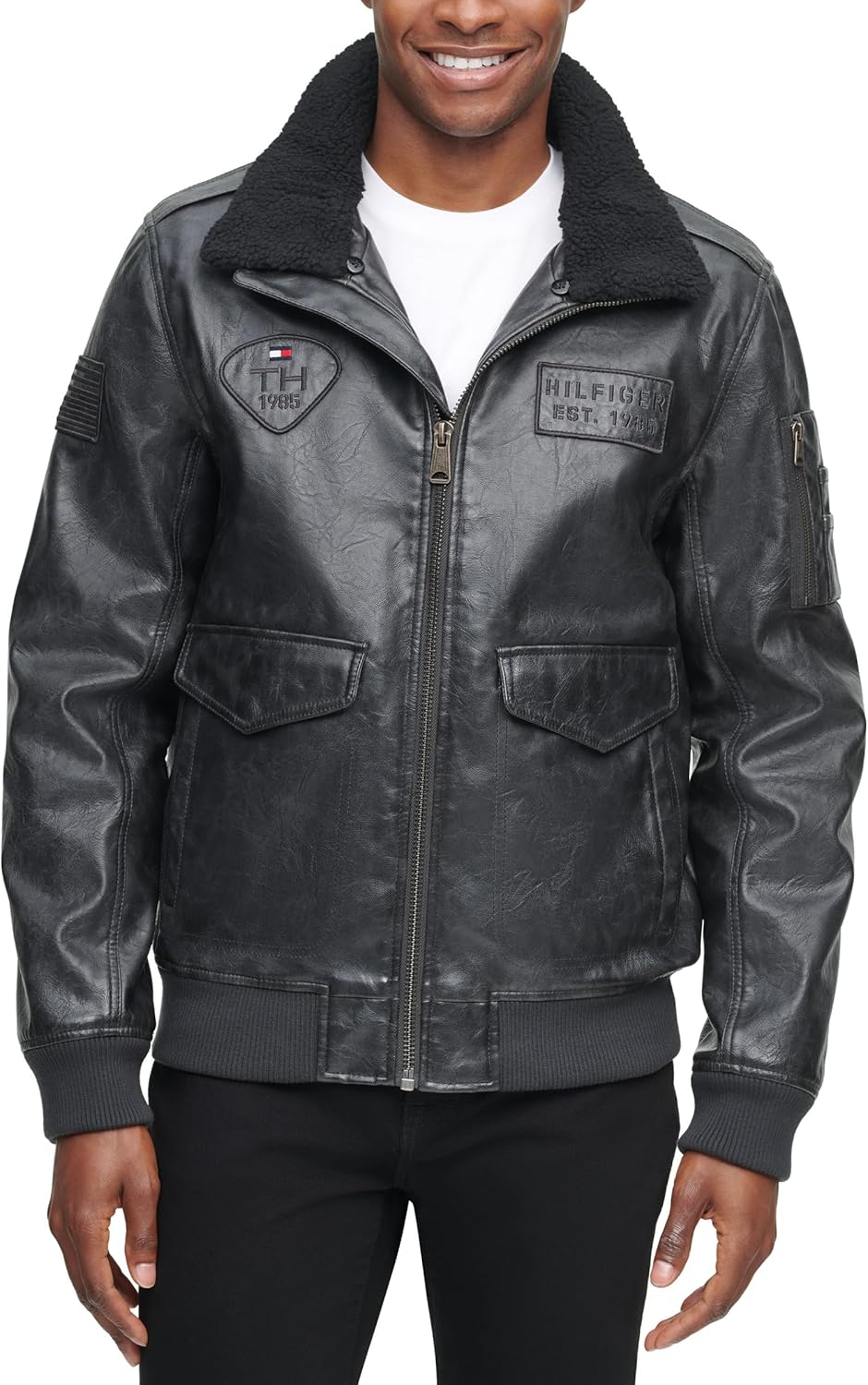 Мужская куртка-бомбер из искусственной кожи Tommy Hilfiger, Black/Patches
Мужская куртка-бомбер из искусственной кожи Tommy Hilfiger, Black/Patches