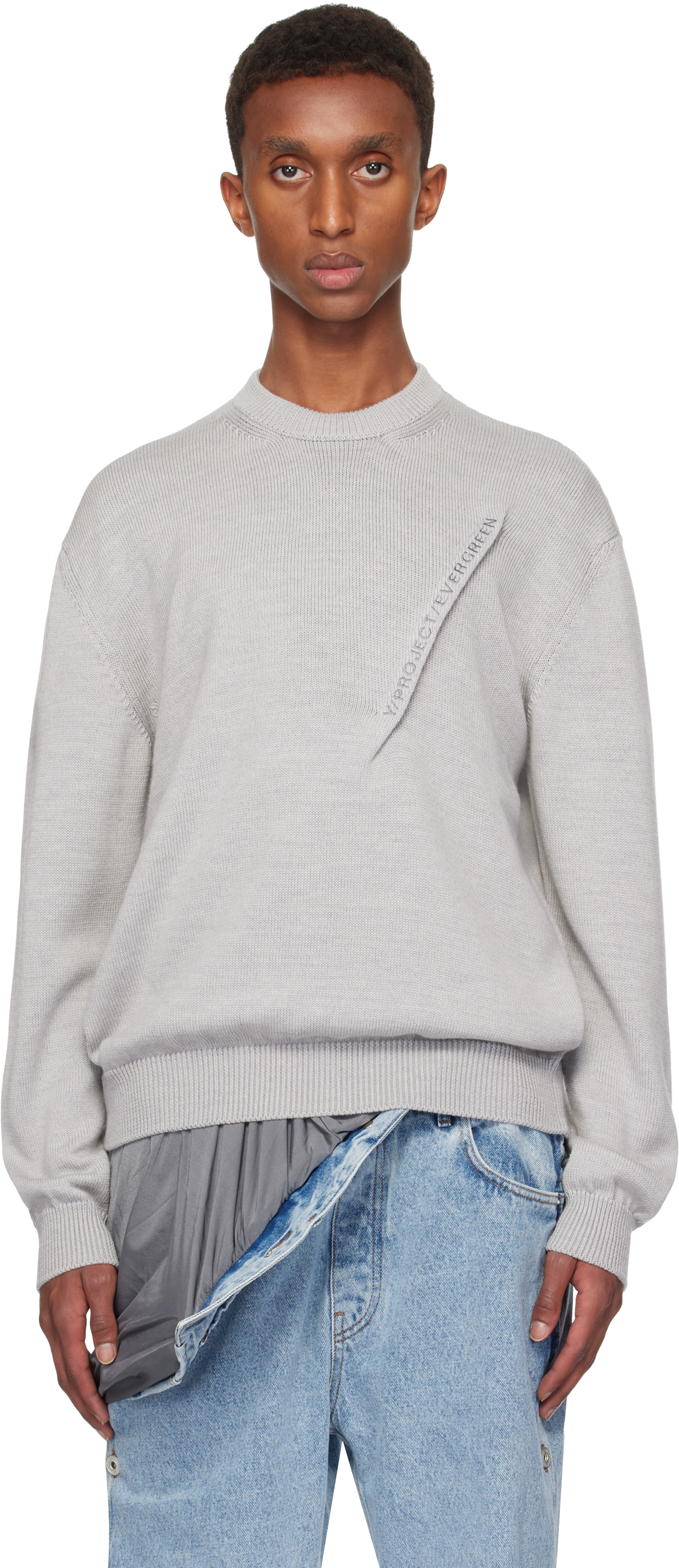 Серый свитер с логотипом и защипами Y/Project
Серый свитер с логотипом и защипами Y/Project