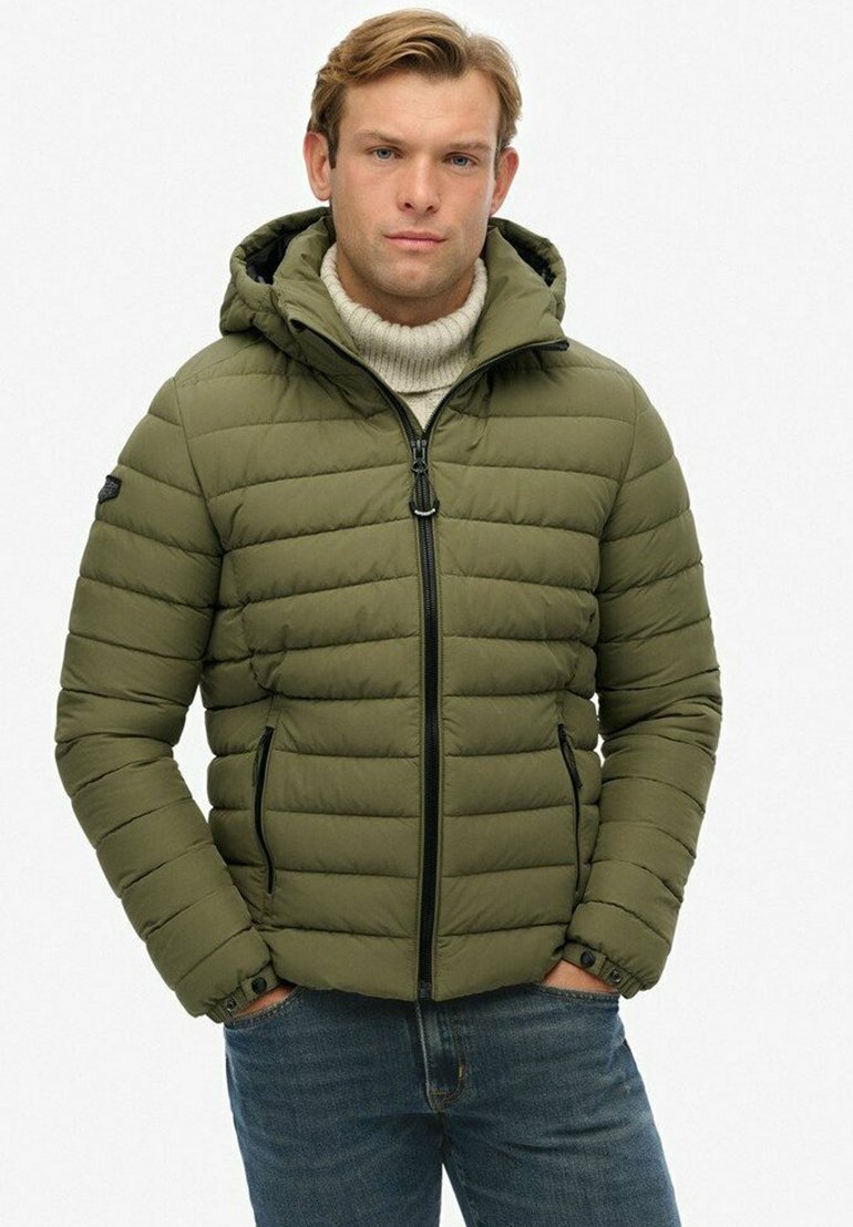 Куртка Superdry & Co HOODED FUJI PADDED, Shooting Olive/Green
Куртка Superdry & Co HOODED FUJI PADDED, Shooting Olive/Green