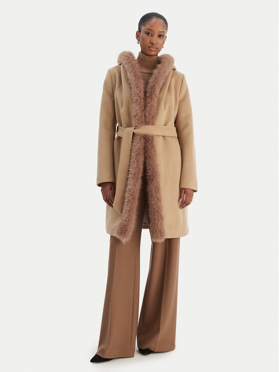 Зимнее пальто regular fit CFC0126714003 Rinascimento, бежевый
Зимнее пальто regular fit CFC0126714003 Rinascimento, бежевый