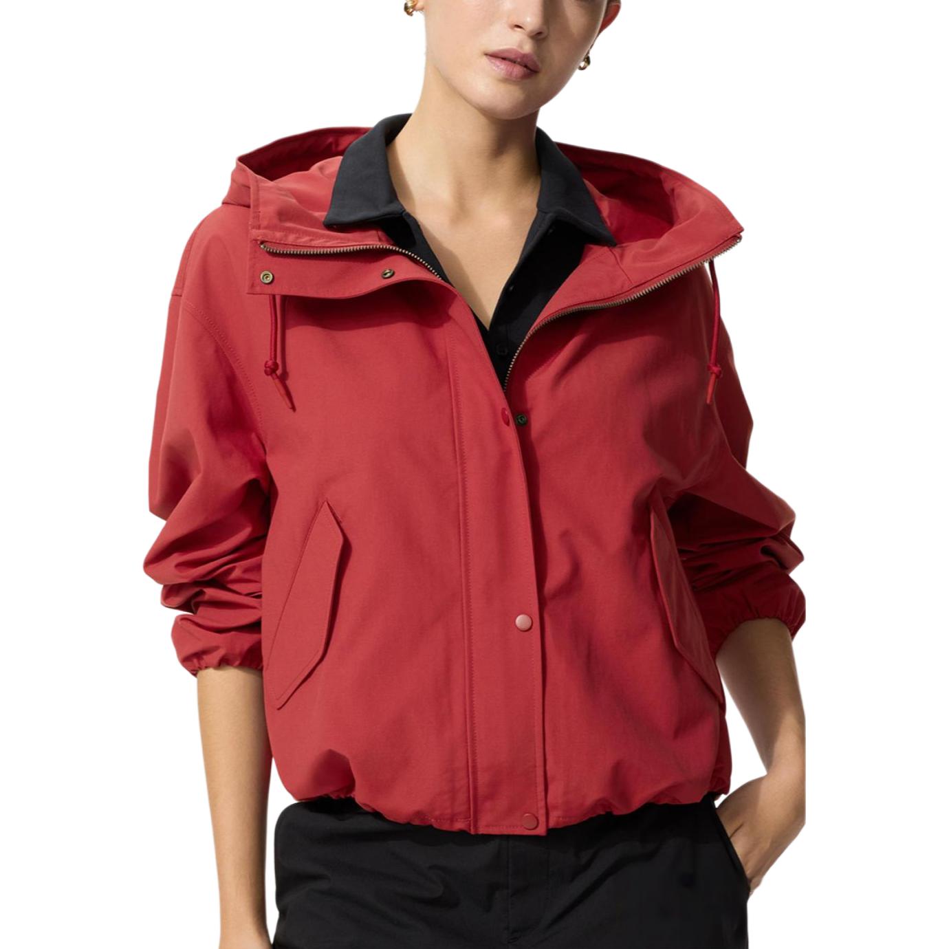 UNIQLO Куртка женская красная
UNIQLO Куртка женская красная