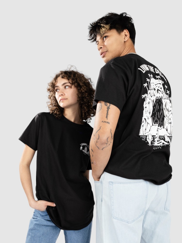 Футболка Lurking Class Living The Dream T-Shirt, black
Футболка Lurking Class Living The Dream T-Shirt, black