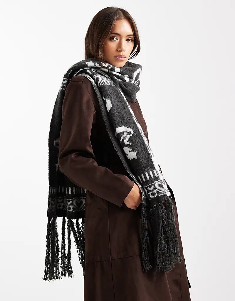 Шарф Daisy Street в технике интарсия с кисточками теплого угольного цвета
Шарф Daisy Street в технике интарсия с кисточками теплого угольного цвета