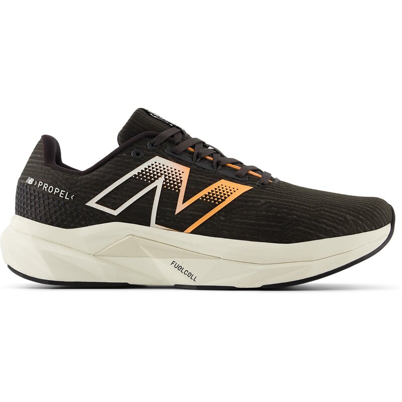Кроссовки Fuelcell Propel V5 New Balance, черный
Кроссовки Fuelcell Propel V5 New Balance, черный