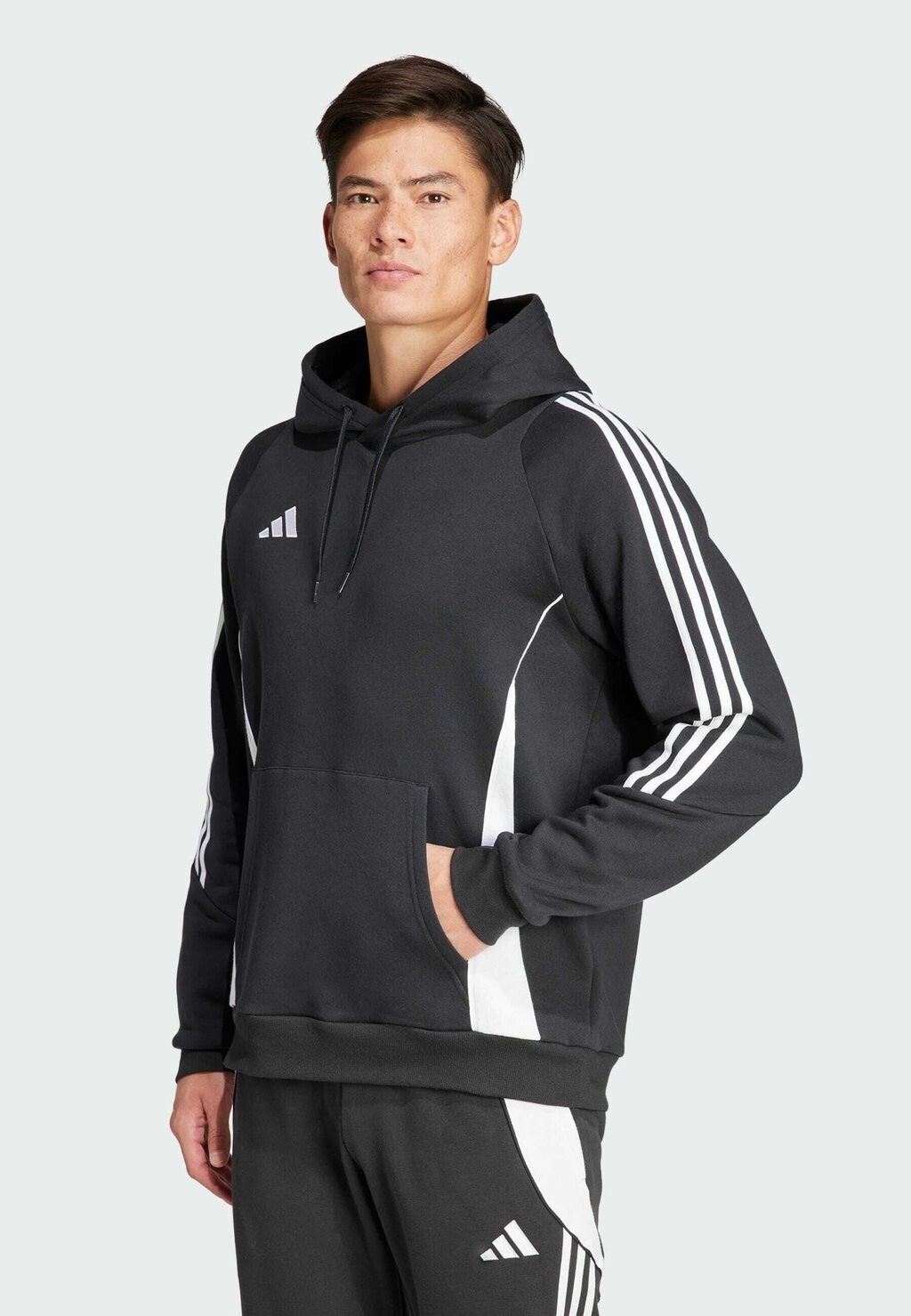 Толстовка TIRO HOODIE adidas Performance, цвет black white
Толстовка TIRO HOODIE adidas Performance, цвет black white