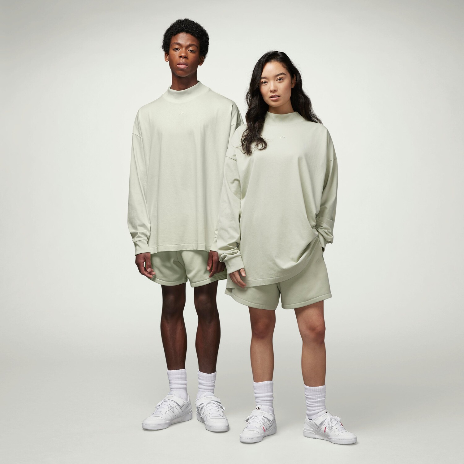 Мужская баскетбольная футболка с длинным рукавом adidas, цвет Halo Green / Halo Green / Halo Green
Мужская баскетбольная футболка с длинным рукавом adidas, цвет Halo Green / Halo Green / Halo Green