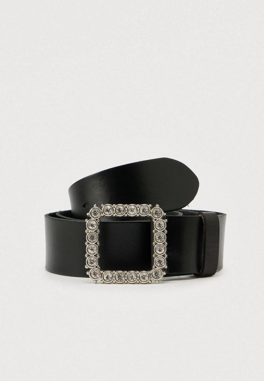 Ремень Vanzetti FRAME BUCKLE WITH GLITTERING STONES, Black
Ремень Vanzetti FRAME BUCKLE WITH GLITTERING STONES, Black