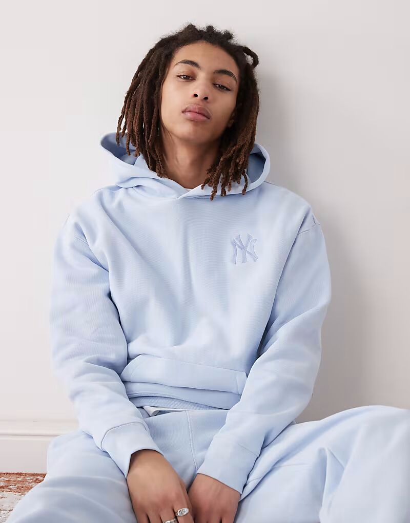 Толстовка с капюшоном 47 Brand NY Yankees с принтом логотипа на спине в цвете «ледяной синий»
Толстовка с капюшоном 47 Brand NY Yankees с принтом логотипа на спине в цвете «ледяной синий»
