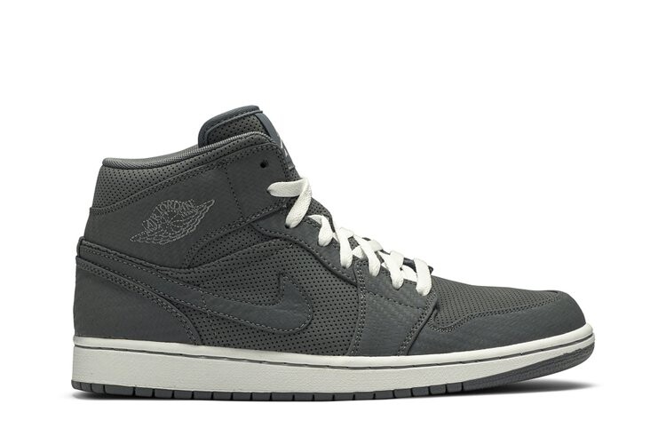 Кроссовки Air Jordan 1 Phat 'Cool Grey', серый
Кроссовки Air Jordan 1 Phat 'Cool Grey', серый