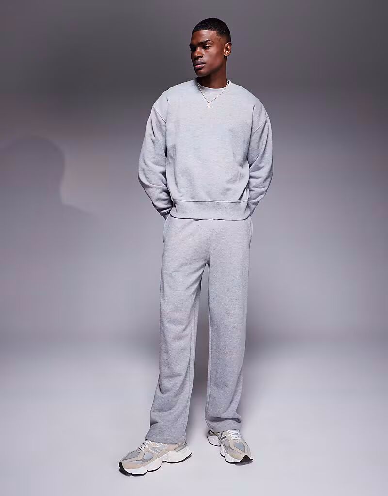 Укороченная свободная тренировочная толстовка из хлопка 4505 с быстросохнущей отделкой серого меланжевого цвета
Укороченная свободная тренировочная толстовка из хлопка 4505 с быстросохнущей отделкой серого меланжевого цвета