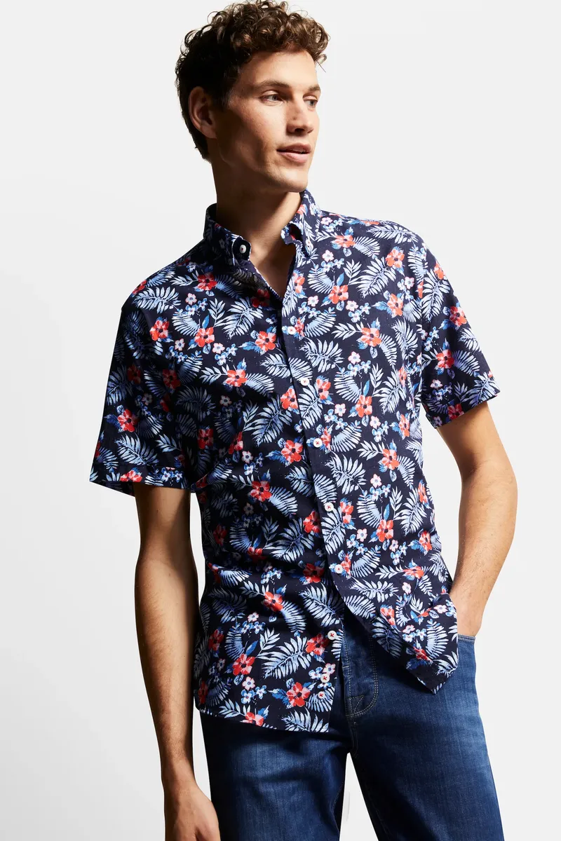 Рубашка bugatti с короткими рукавами и принтом по всей поверхности, цвет морской волны
Рубашка bugatti с короткими рукавами и принтом по всей поверхности, цвет морской волны