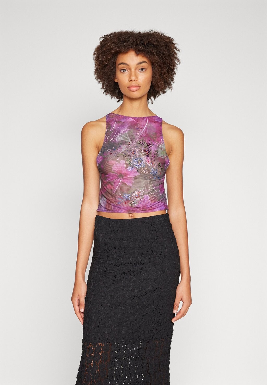 Топ BACKLESS HOTFIX TOP Jaded London, цвет purple
Топ BACKLESS HOTFIX TOP Jaded London, цвет purple