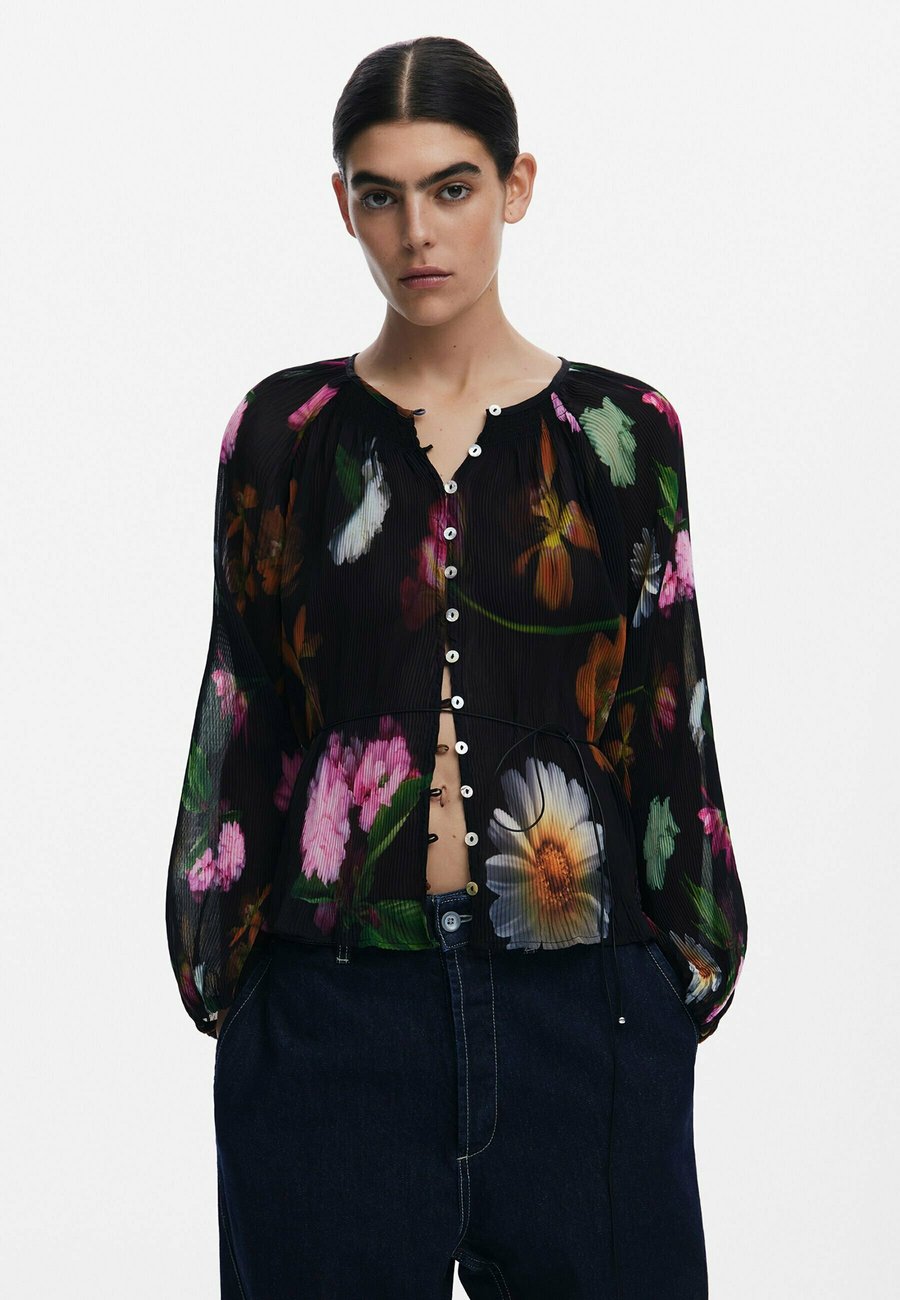 Блуза Desigual Blouse, Black/Multi-Coloured
Блуза Desigual Blouse, Black/Multi-Coloured