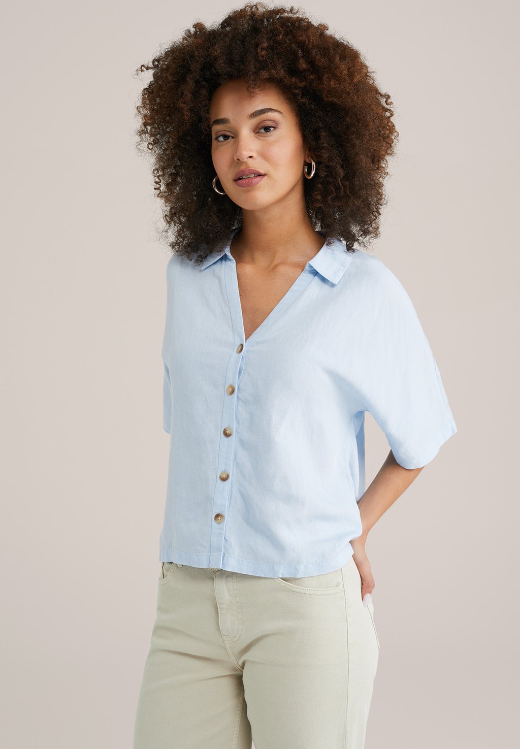 Блузка на пуговицах WE Fashion, светло-голубой
Блузка на пуговицах WE Fashion, светло-голубой
