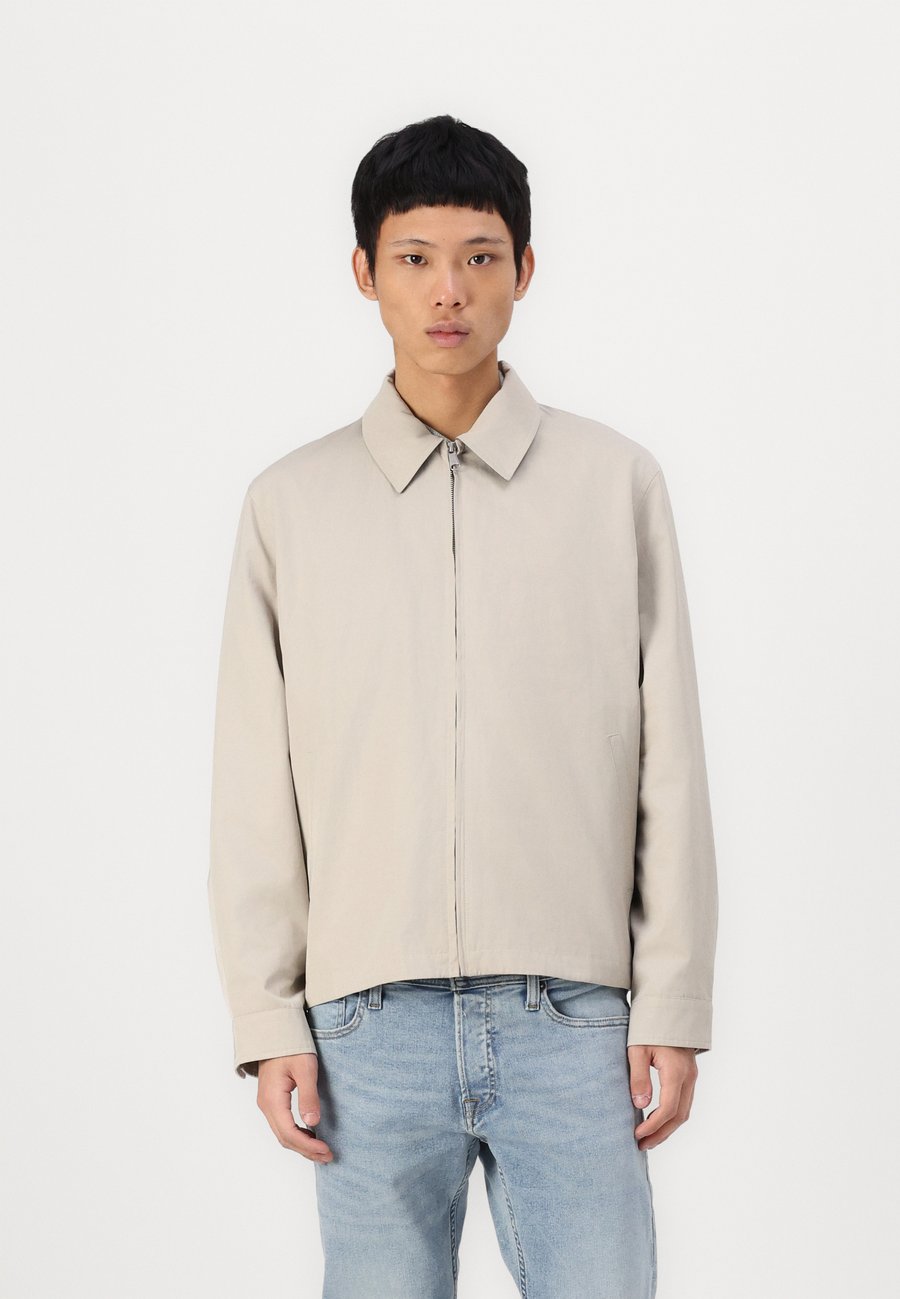 Куртка Jack & Jones PREMIUM JPRCCKYLE JACKET, Silver Lining/Beige
Куртка Jack & Jones PREMIUM JPRCCKYLE JACKET, Silver Lining/Beige