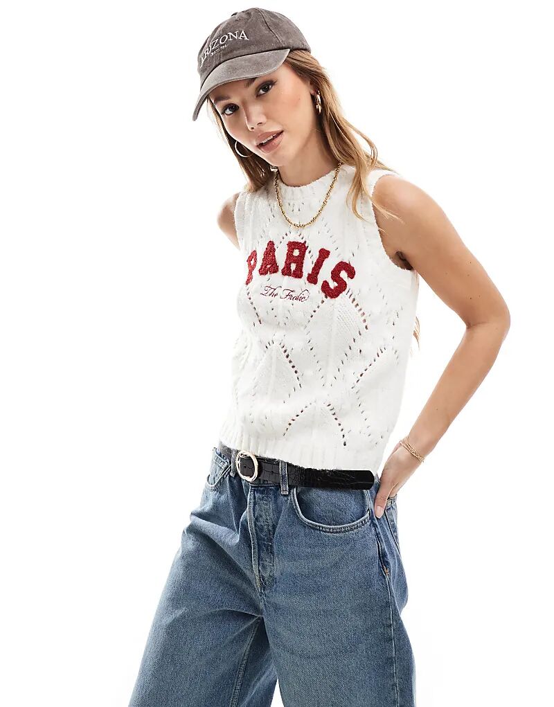 Эксклюзивный трикотажный топ без рукавов с логотипом Borg Paris кремового цвета The Frolic
Эксклюзивный трикотажный топ без рукавов с логотипом Borg Paris кремового цвета The Frolic