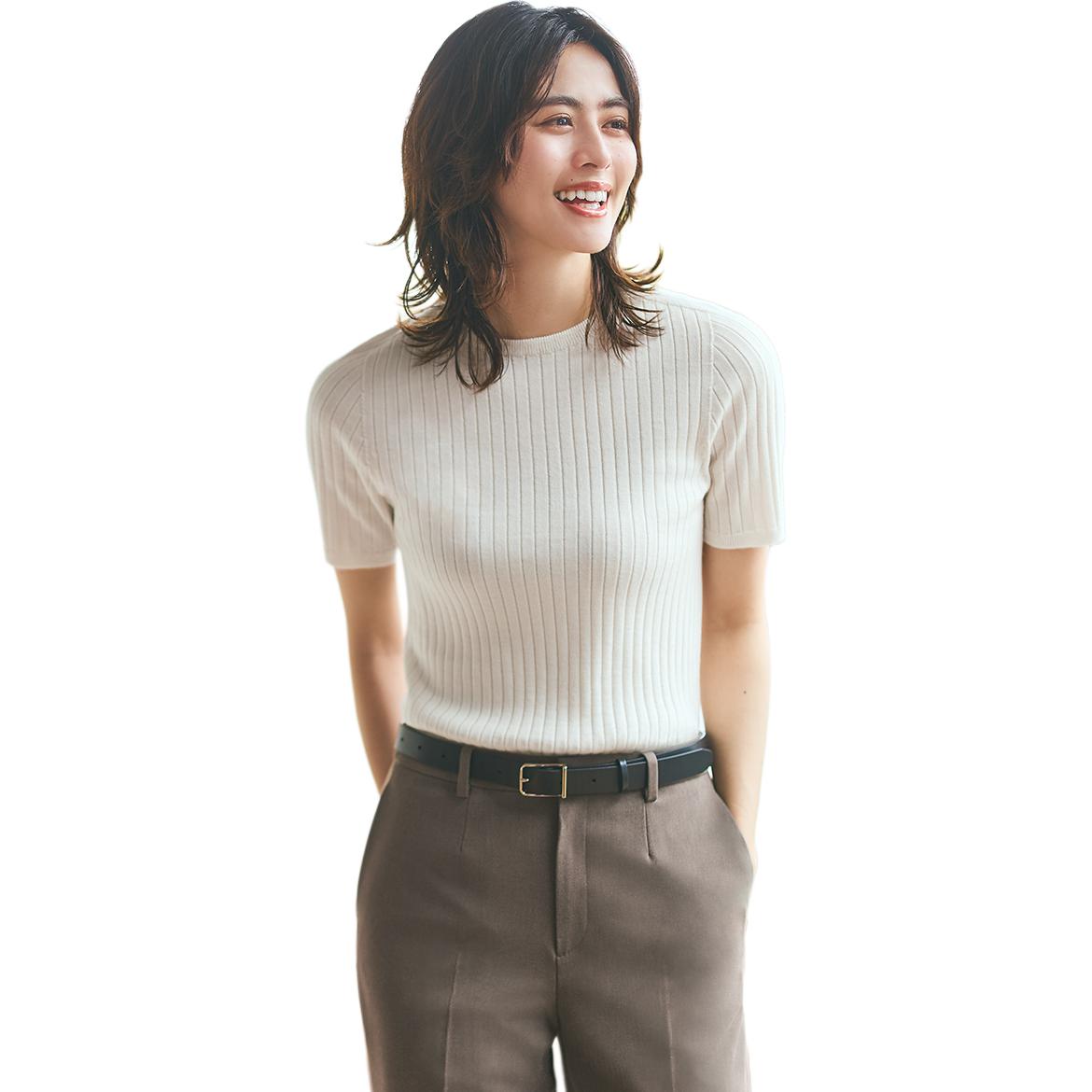 Женский свитер UNIQLO, слоновая кость
Женский свитер UNIQLO, слоновая кость