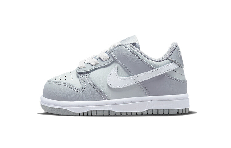 Кроссовки Nike Dunk Low Two-Toned Grey TD
Кроссовки Nike Dunk Low Two-Toned Grey TD