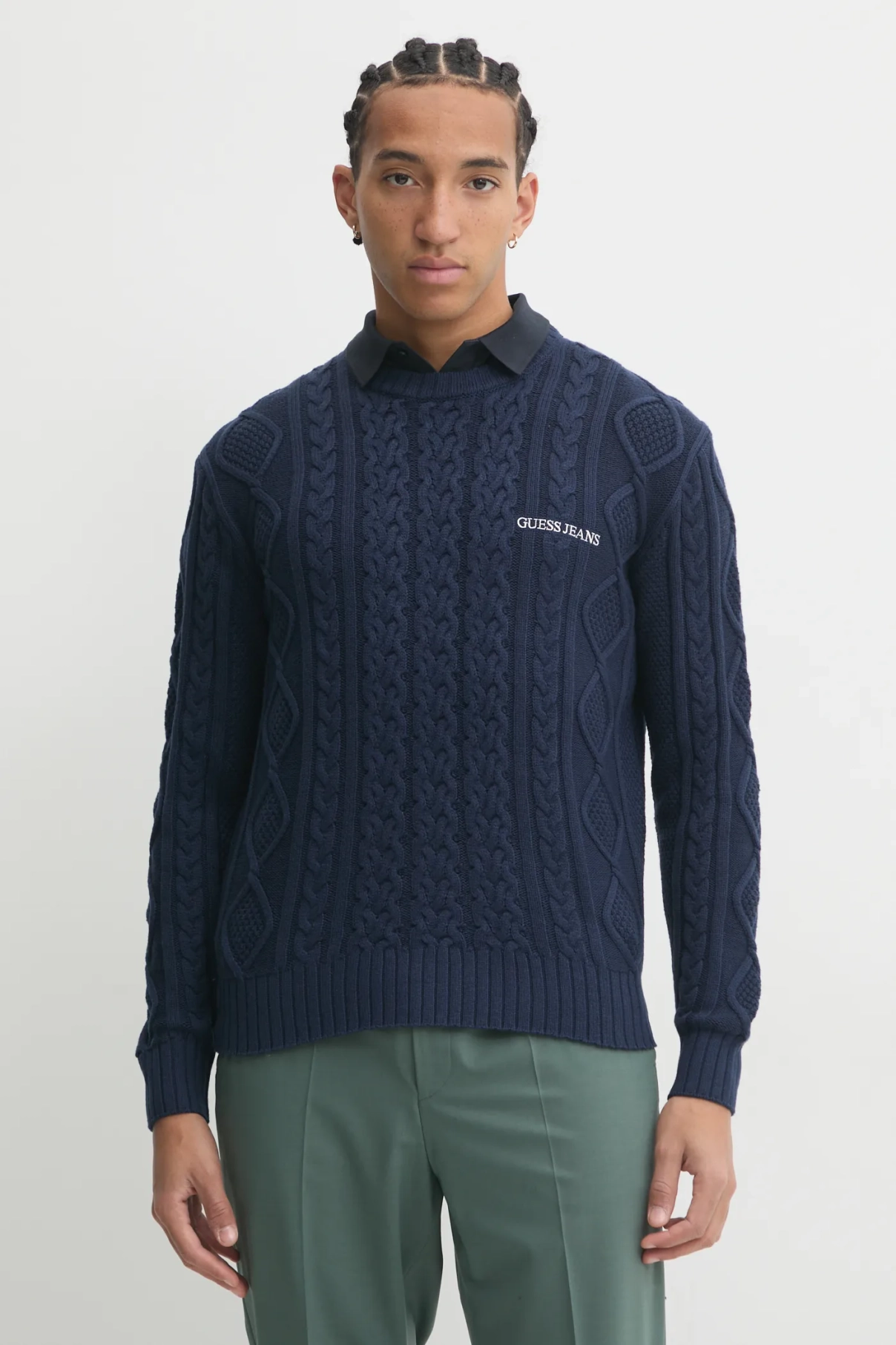 Свитер из смесовой шерсти Guess Jeans, темно-синий
Свитер из смесовой шерсти Guess Jeans, темно-синий